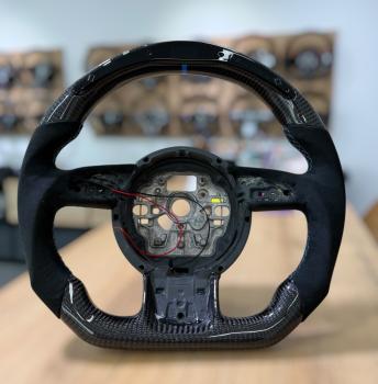 Carbon Lenkrad passend für Audi A1, A3 8V, A4 B8, A5, A6 4G mit LED, neu bezogen mit Carbon oben und unten, Design A708